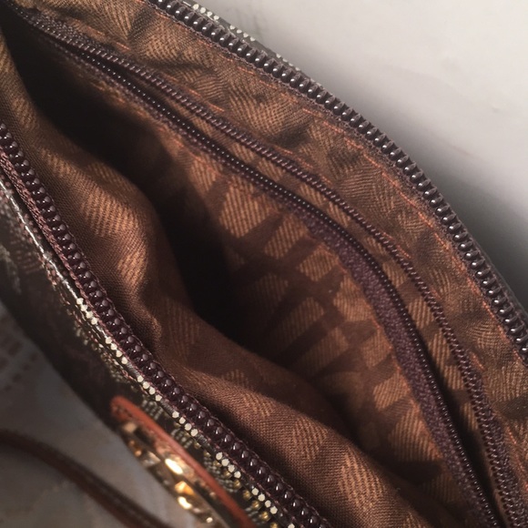 MKF crossbody bag - Picture 7 of 9